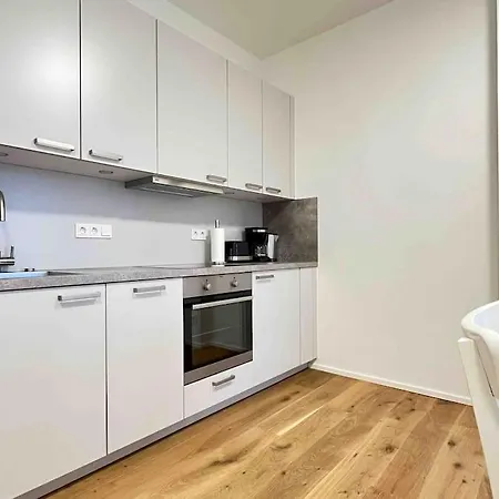 Am1036 - Moderne Monteurwohnung Mit Balkon